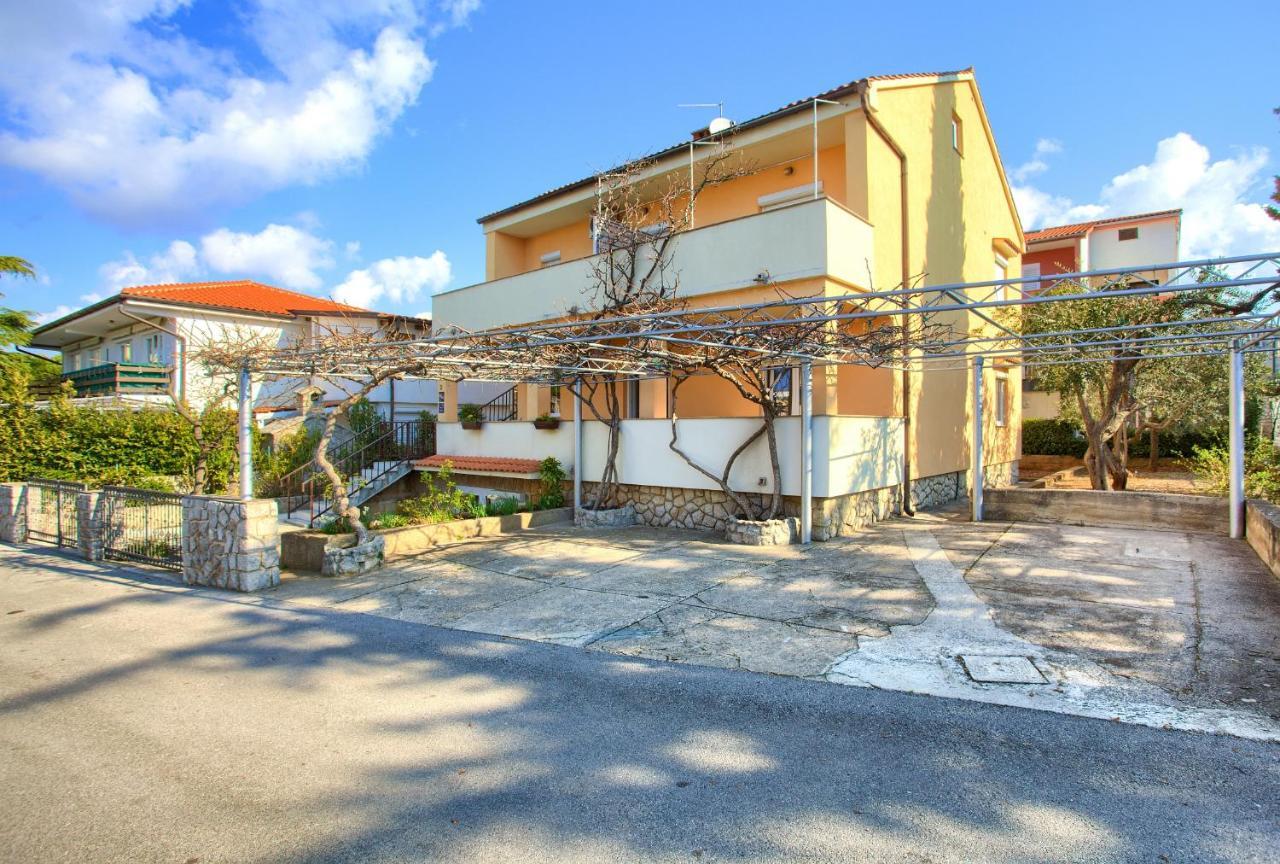 Apartments Petra 克尔克 外观 照片
