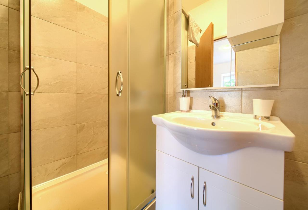 Apartments Petra 克尔克 外观 照片