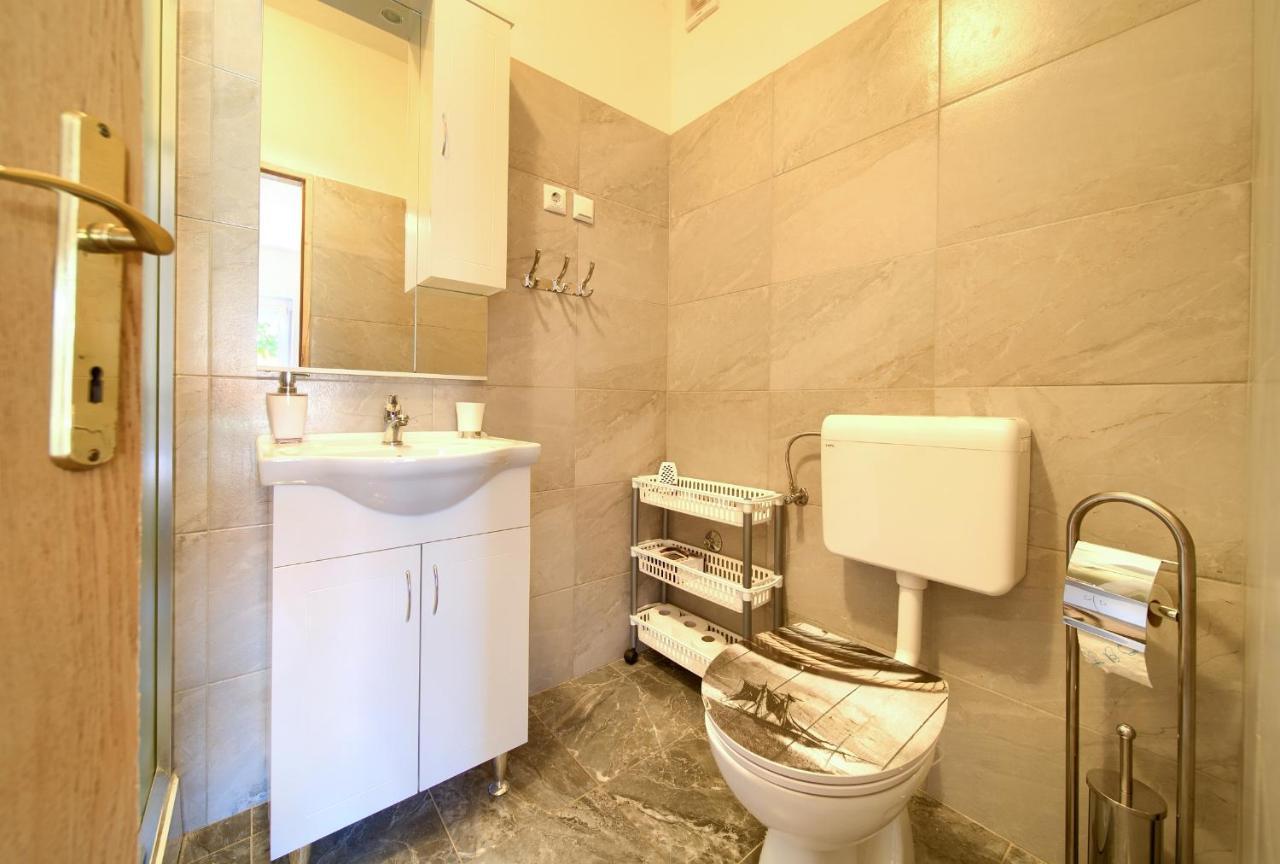 Apartments Petra 克尔克 外观 照片