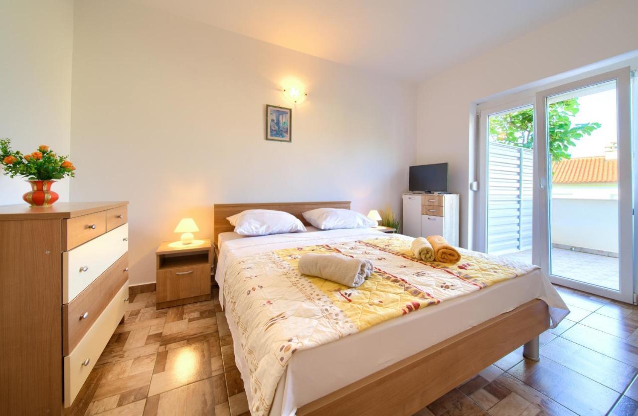 Apartments Petra 克尔克 外观 照片